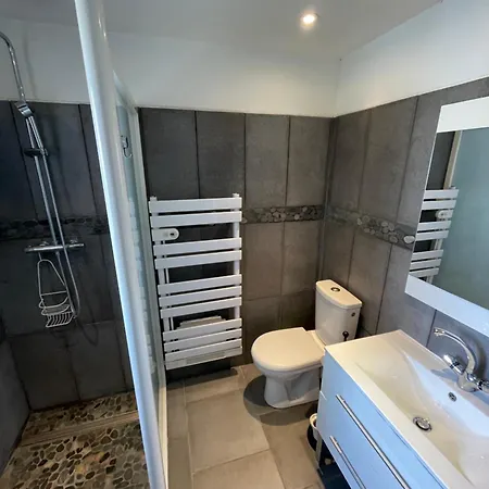 Holiday home Douceur Du Rivage - 6pers - Histoire De Cles *